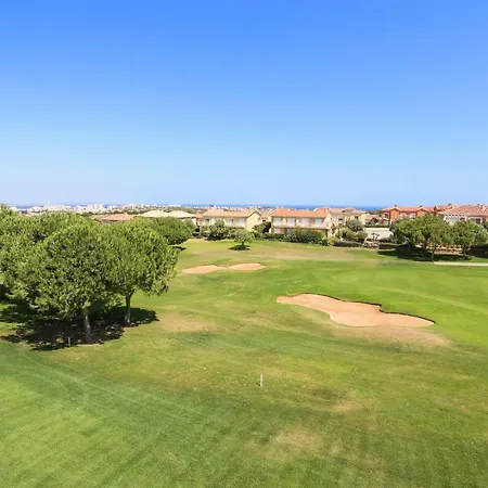 New Modern With Free Access To Spa, Gym And Pool In Boavista Resort,