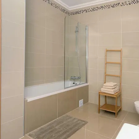 New Modern With Free Access To Spa, Gym And Pool In Boavista Resort, *