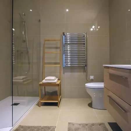 New Modern With Free Access To Spa, Gym And Pool In Boavista Resort,