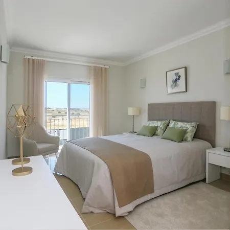 New Modern With Free Access To Spa, Gym And Pool In Boavista Resort, 拉哥斯